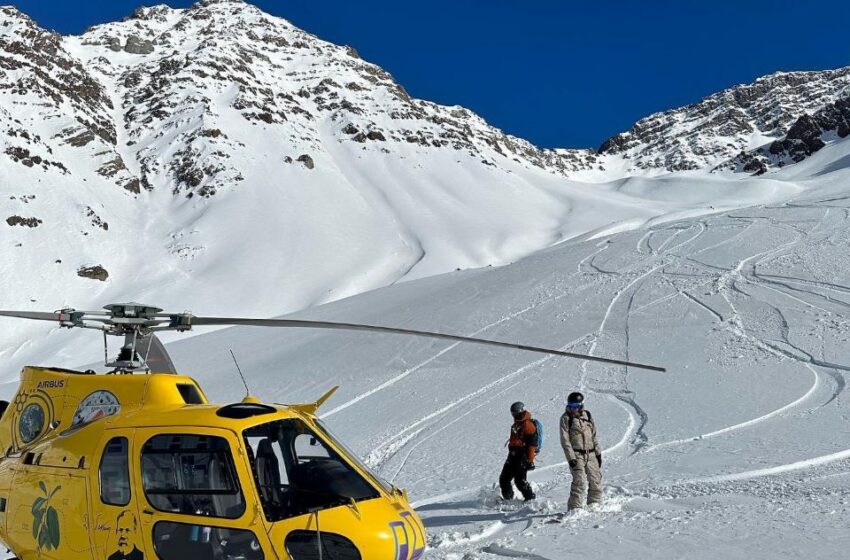  Exitosa temporada de Heliski en la Cordillera Andina de Santiago se extiende a la Patagonia chilena