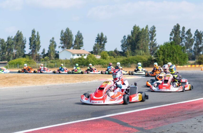  Los títulos de campeones del karting  Rotax Max Challenge chile se definen en Melipilla