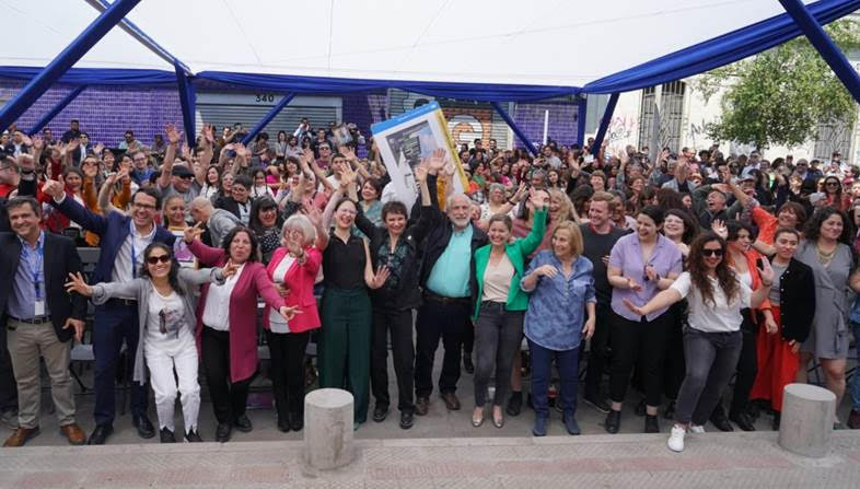  Plan de Emergencia Habitacional: 84 familias abren las puertas de sus nuevas viviendas en Santiago Centro