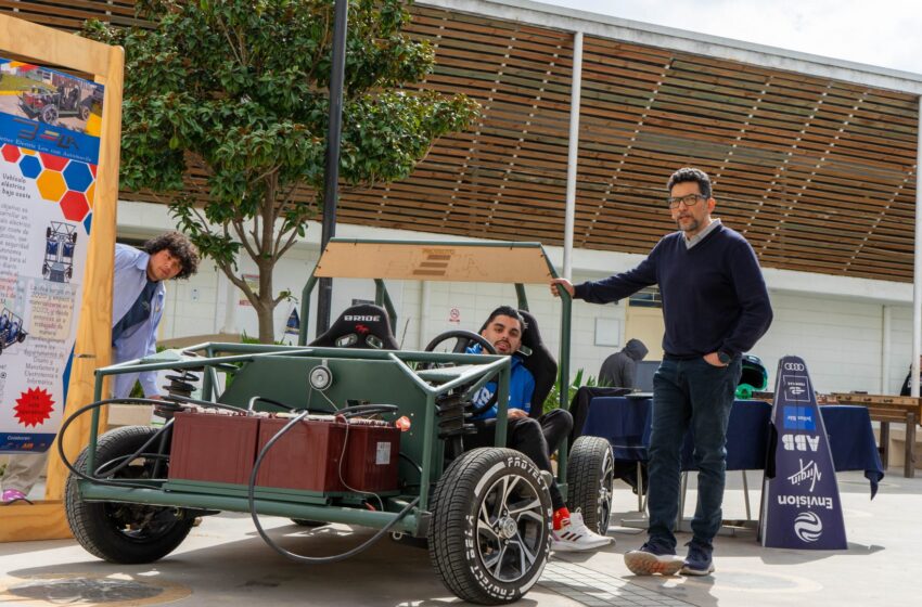 Estudiantes de Viña del Mar diseñan y fabrican auto eléctrico que ya tiene 60% de avance
