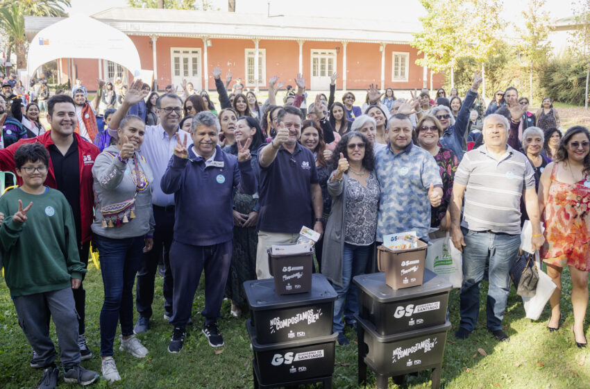  Se completan 5 mil entregas de kits para el compostaje en la región Metropolitana por parte del Gobierno de Santiago