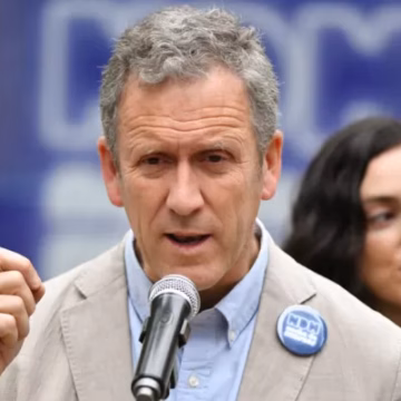 Exministro Juan Carlos Muñoz cuestiona pausa a ciclovía Nueva Alameda: “Trasciende gobiernos y debe continuar”