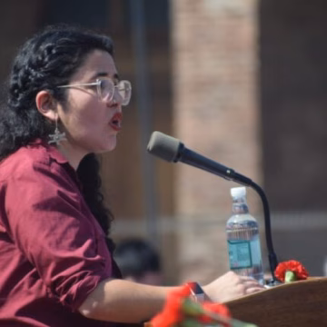 Diputada Daniela Serrano acusa al Gobierno de “imponer su mayoría” y cuestiona rol de Claudio Alvarado