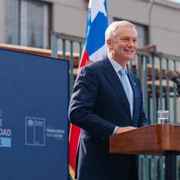 Presidente Kast firma proyecto de ley de Responsabilidad Parental con foco en prevención y apoyo temprano