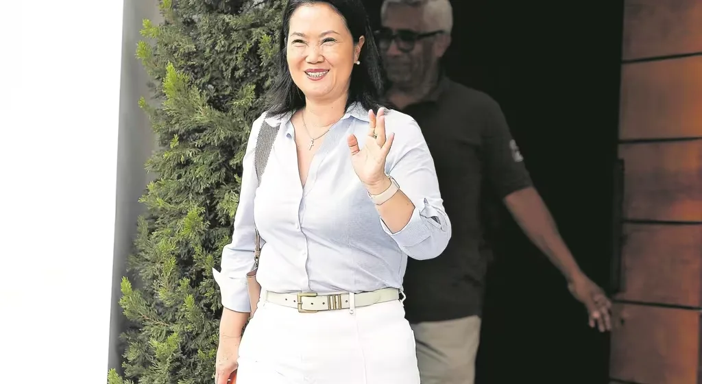 Keiko Fujimori confirma su victoria en las elecciones presidenciales de Perú tras finalizar el escrutinio