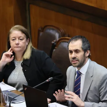 Rechazo a acusación constitucional contra exministro Grau abre debate político en el Congreso