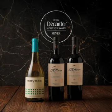 Viñedos Orgánicos Emiliana brilla en los prestigiosos Decanter World Wine Awards 2026 con tres Medallas de Plata