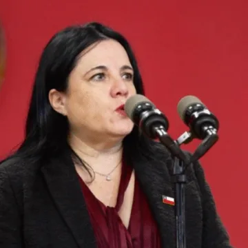 Gobierno evita autocrítica tras dictamen de Contraloría contra Trinidad Steinert: «Todos los ministros podemos cometer un error»