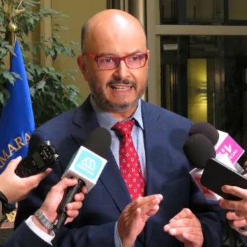 Diputado Marcos Ilabaca critica acuerdo entre senadores del PPD y el Gobierno por la megarreforma