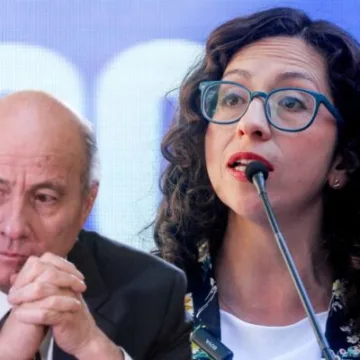 Yeomans pide a Contraloría pronunciarse por bonos a asesores de Hacienda por metas del gobierno anterior
