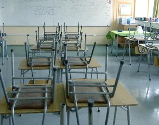 Suspenden clases en comunas de La Araucanía y otras regiones por sistema frontal este lunes 3 de agosto