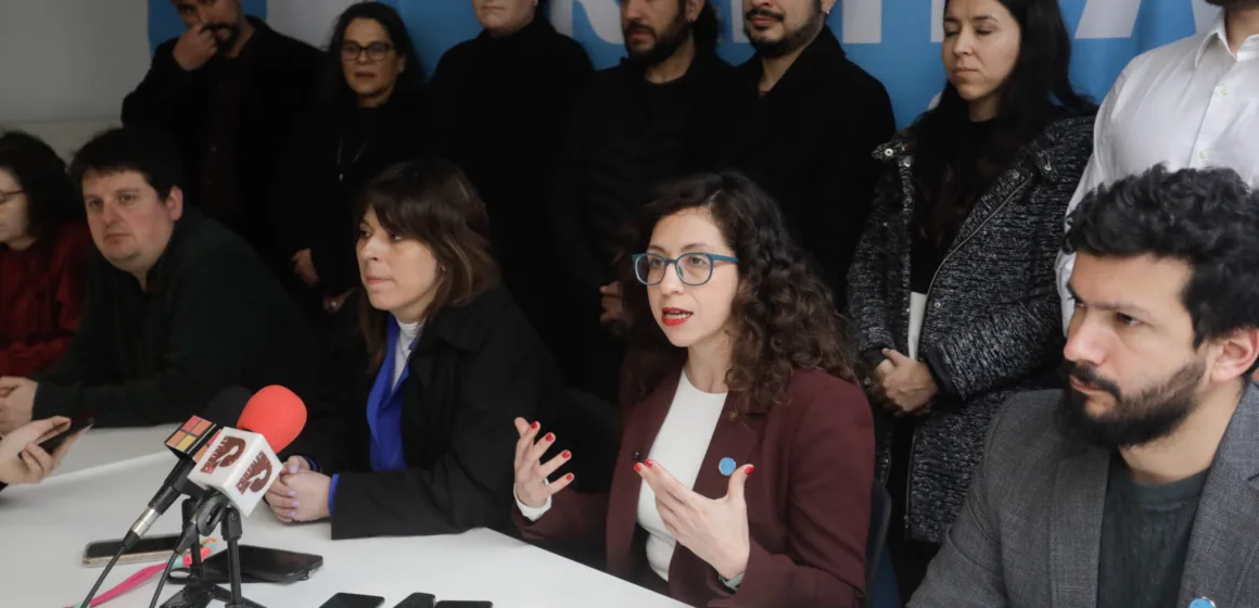 Frente Amplio redefine sus equilibrios internos: Yeomans asume el liderazgo y Bassa emerge como primera mayoría