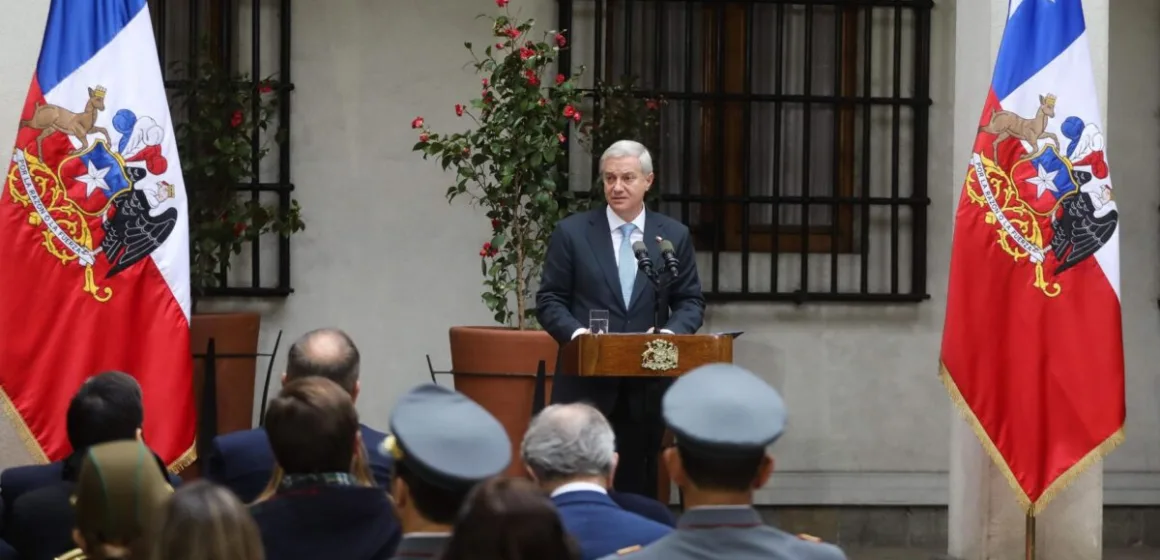 Kast mantiene su ofensiva constitucional por seguridad pese a dudas en el oficialismo