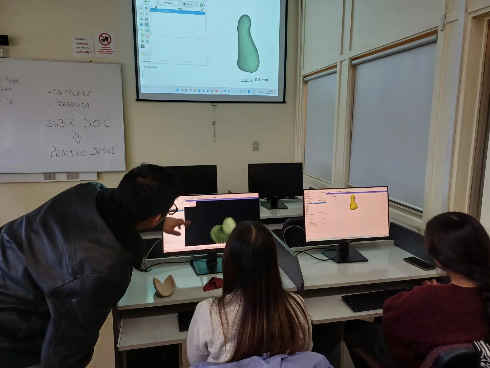 Redes de colaboración acercan la paleontología a estudiantes de la Facultad de Ciencias UCSC