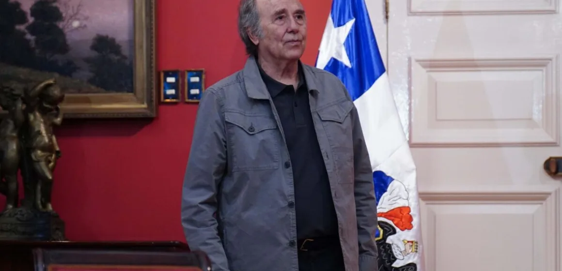 Joan Manuel Serrat y su mensaje a Chile tras recibir el Premio Salvador Allende: “Son dignos de ser libres”