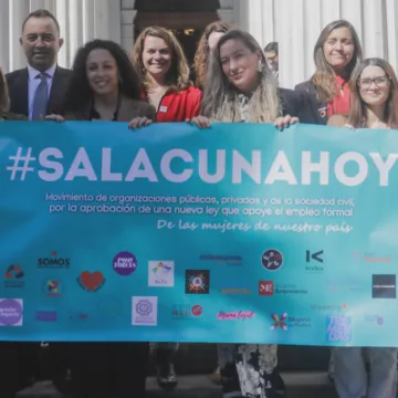 Cadem: 62% considera que Sala Cuna Universal es un derecho de los niños y no un beneficio laboral