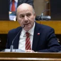 “Presupuesto 2027: Quiroz queda contra las cuerdas y abre la puerta a negociar cada partida”