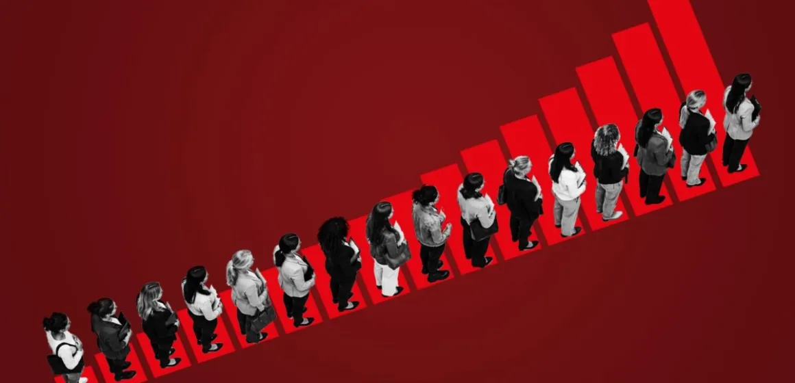 Mujeres frente al desempleo: maternidad, edad y falta de experiencia levantan nuevas barreras laborales