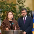 Andrea Parra cuestiona Presupuesto 2027 y acusa “recortes brutales” en programas sociales