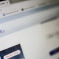 Del carrito lleno a la culpa: cómo el algoritmo y los influencers te empujan a comprar lo que no necesitas
