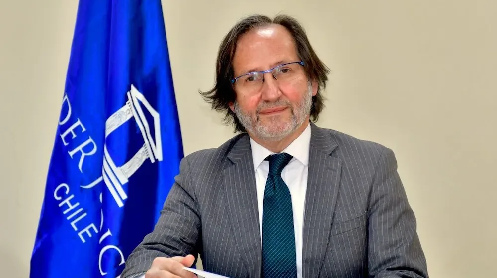 Juzgado de Garantía de Valdivia ordena investigar querella por prevaricación contra ministro Álvaro Mesa
