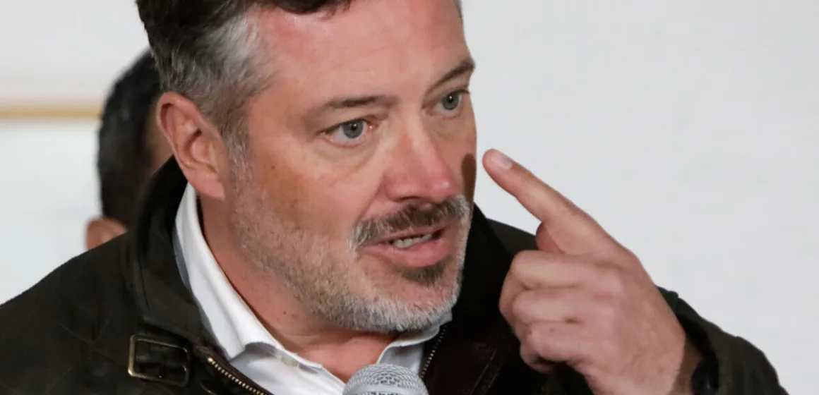 Sichel cuestiona recortes del Gobierno y acusa problemas en la gestión fiscal