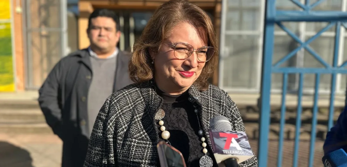 Andrea Parra cuestiona Presupuesto 2027 y llama a la oposición a redefinir su proyecto