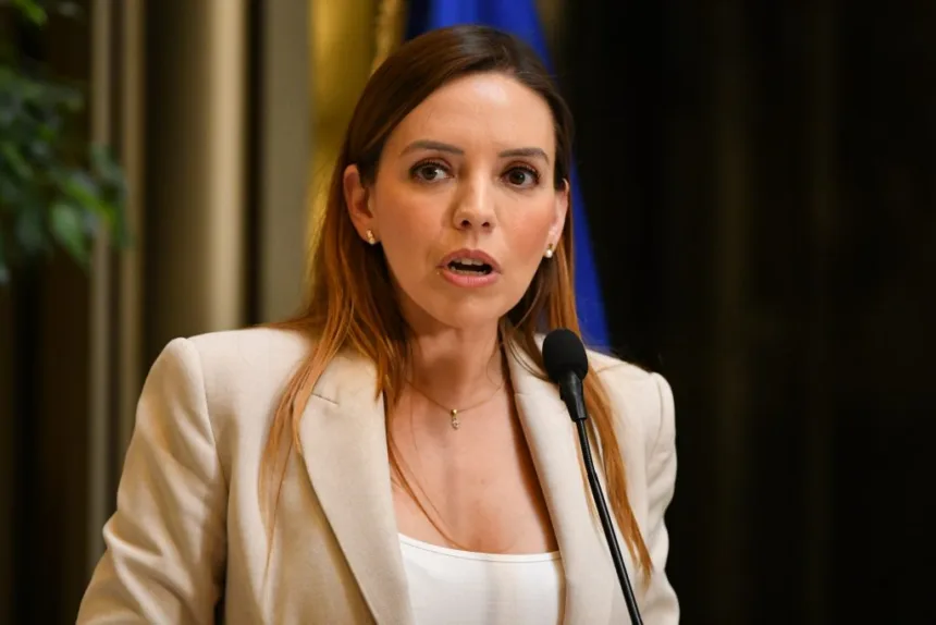Camila Flores pide extender la rebaja del TAG a regiones: “Santiago no es Chile”
