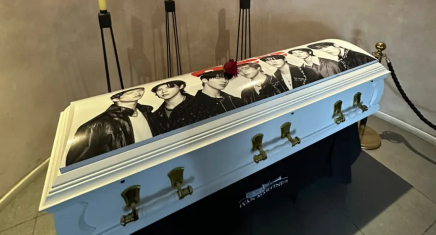 Ataúdes personalizados con BTS por $2,5 millones: la propuesta viral de una funeraria chilena