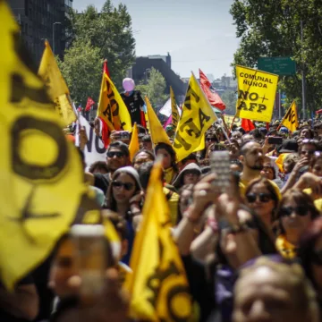 NO+AFP convoca a acciones judiciales colectivas por pérdidas previsionales y exige auditoría financiera