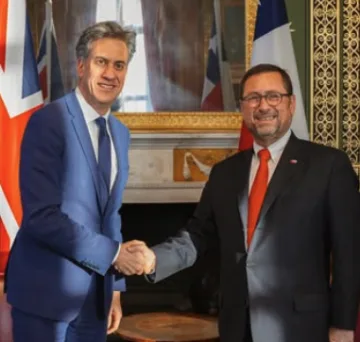 Chile y Reino Unido buscan elevar su relación a una nueva asociación estratégica